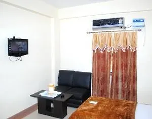Tara Grand Agra Hotel